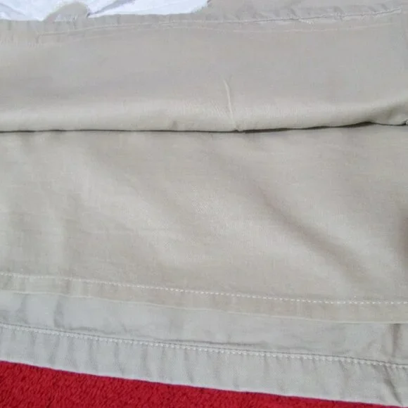 Boden Applique Floral Skirt - Cotton Tan / White - Picture 6 of 8